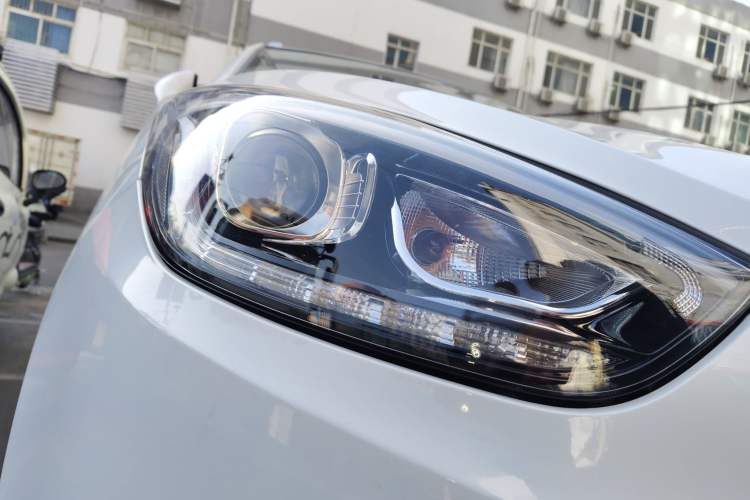 Used Hyundai ix35 2013 2.0L Automatic Two-Wheel Drive Smart GLS China IV Standard
