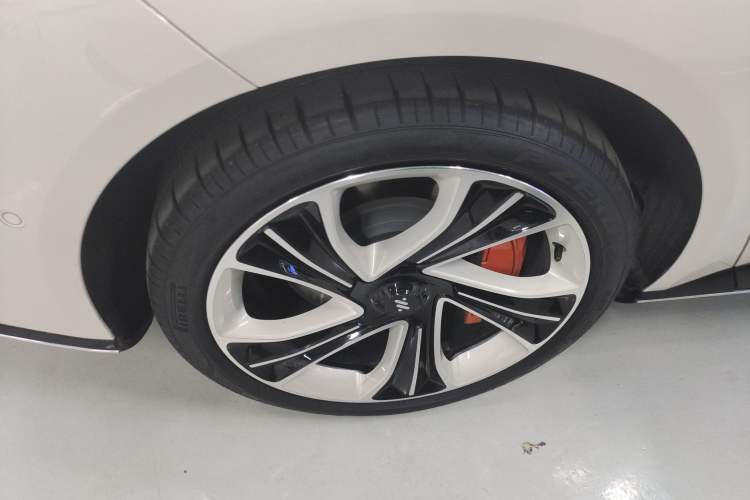 Used  L7 2022 Pro Model
