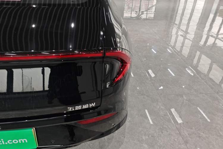 Used Wuling Xingguang 2024 Co-Creation Edition 510 Advanced Model
