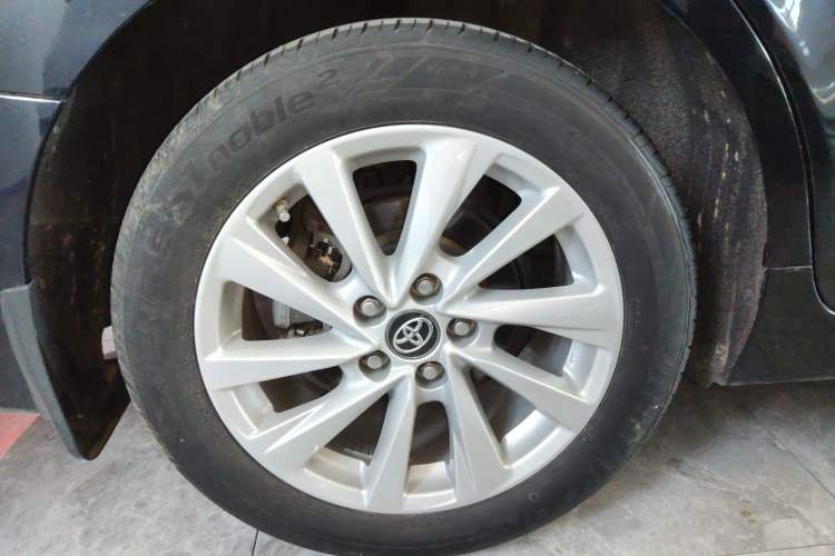 Used Toyota Camry 2021 2.0G Luxury Edition
