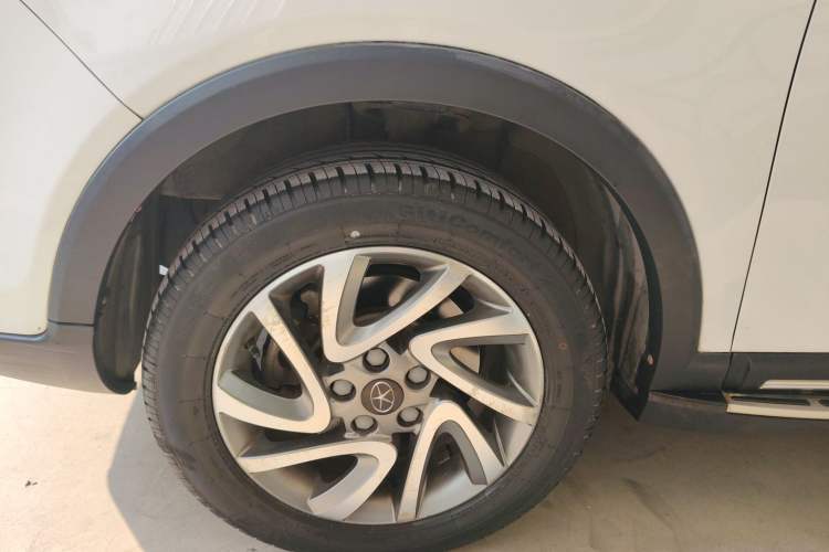 Used  Refine S3 2016 1.5L Manual Luxury Smart Version