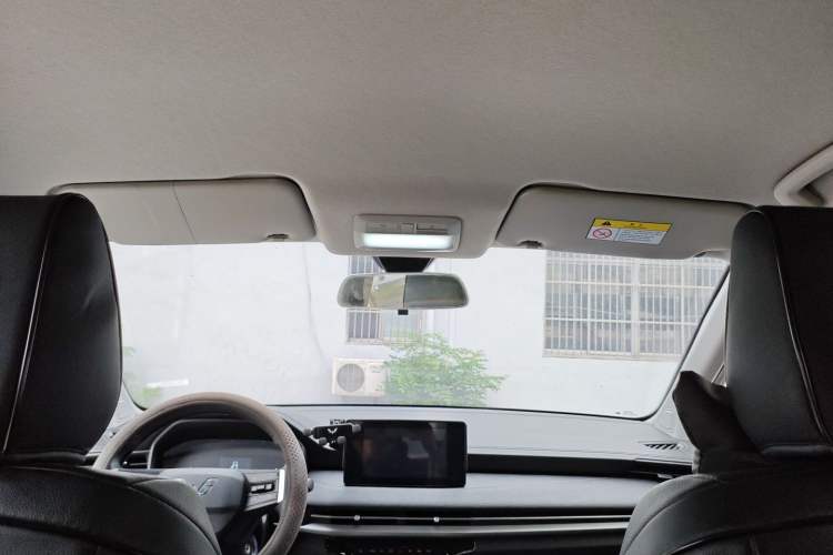 Used Wuling Jiachen 2022 1.5T Manual Light Enjoyment Dynamic Version
