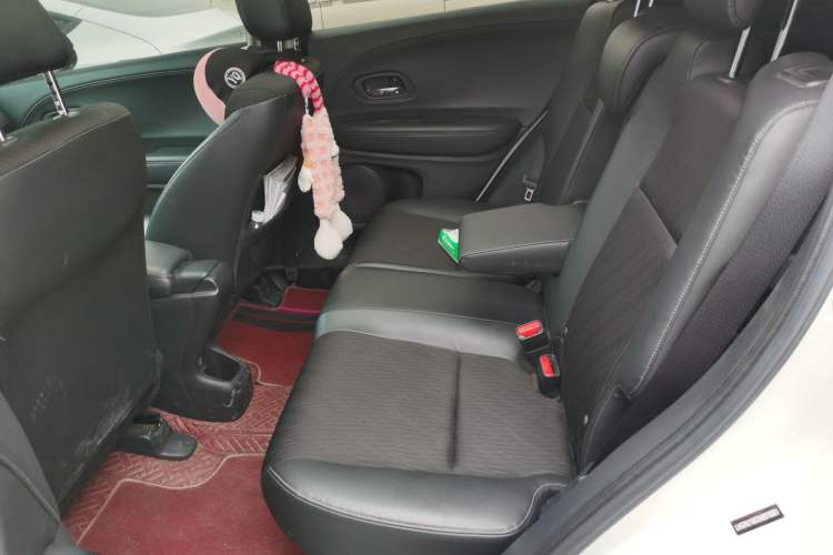 Used Honda Vezel 2020 1.5L CVT Luxury Edition
