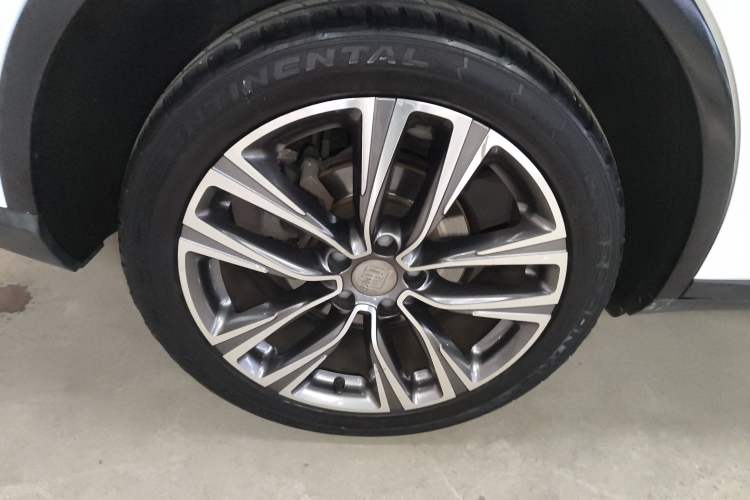 Used BYD Tang 2018 2.0T Automatic SmartConnect Prestige 7-Seater China V Standard
