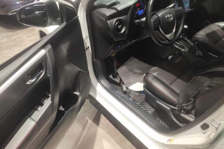 Used Toyota Levin 2017 Revised Version 185T CVT New Sharp Edition China V Standard