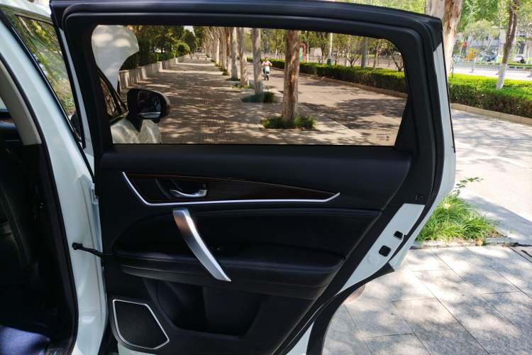 Used Honda Avancier 2017 240TURBO Two-Wheel Drive Luxury Edition