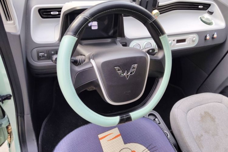 Used Wuling Hongguang MINIEV 2021 Macaron Premium Model – Lithium-NMC
