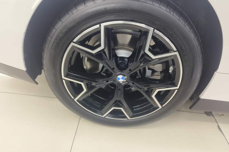 Used BMW i3 2025 eDrive 40 L Midnight Edition