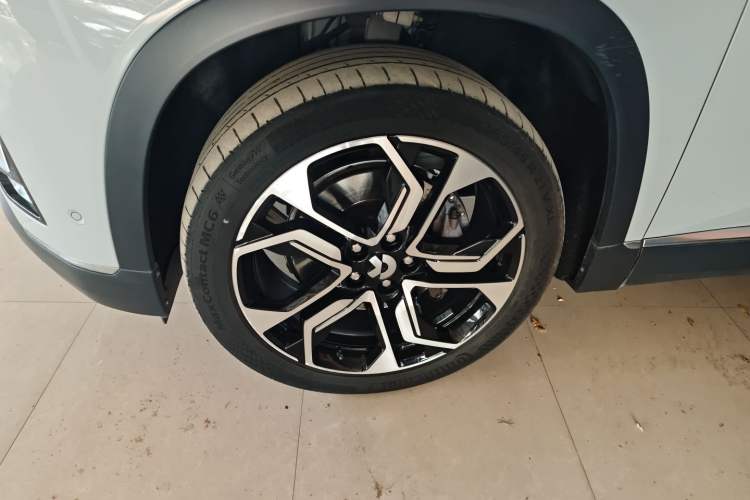 Used Nio ES8 2020 415 km Signature Edition 6-Seater Version
