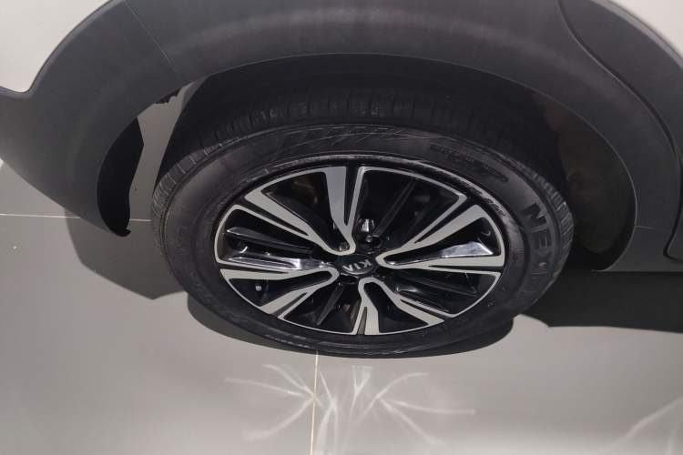 Used Kia kx1 Stonic 2021 1.4L Automatic Fun Edition