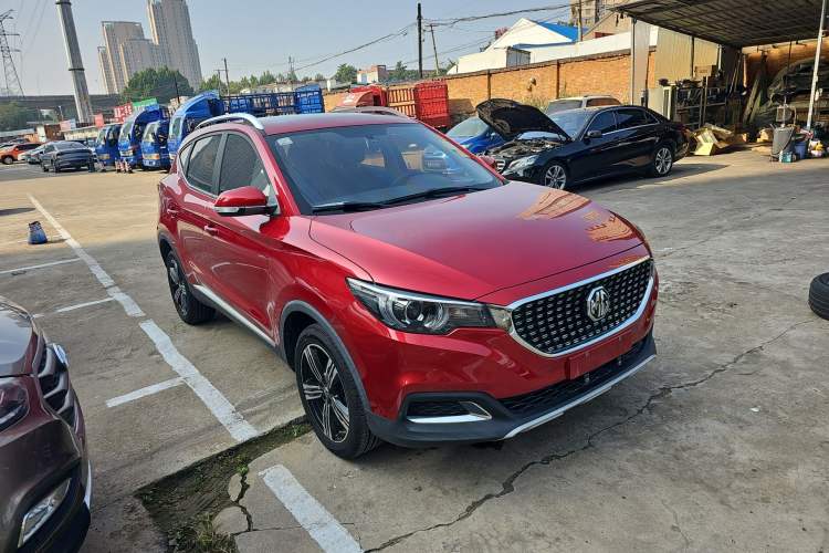 Used MG ZS 2020 Global Bestseller with 1.5L Engine Manual Transmission and a Massive 65-Inch Panoramic Sunroof Version
