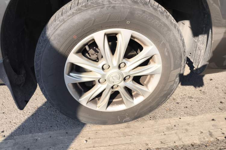 Used FORTHING Lingzhi 2020 M5L 1.6L Luxury 7-Seater