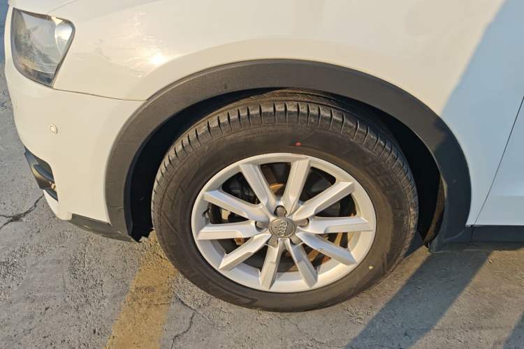 Used Audi Q3 2015 30 TFSI Ambition Edition
