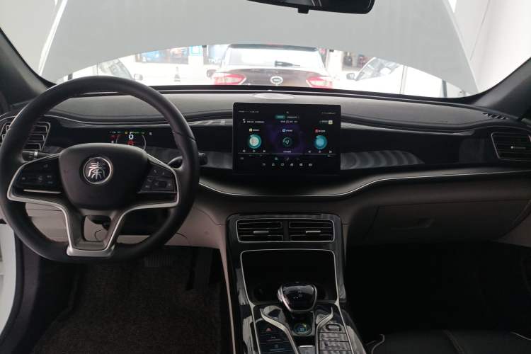 Used BYD Qin PLUS 2021 EV 500KM Luxury Model
