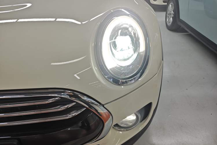 Used  Clubman 2016 1.5T COOPER Connoisseur Edition