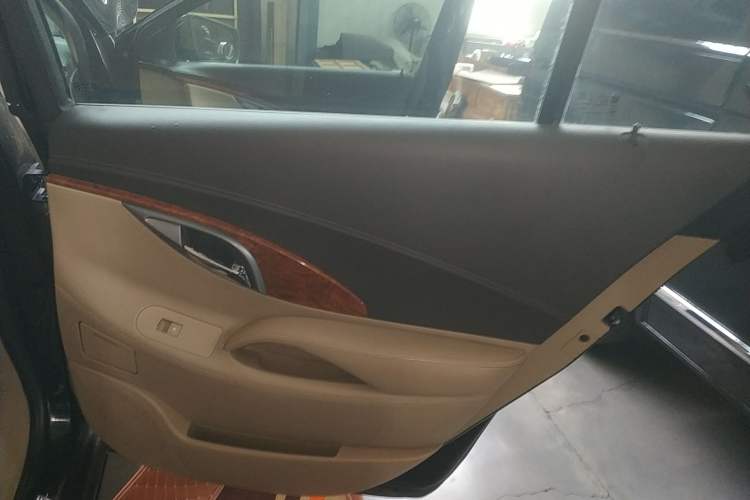 Used Buick LaCrosse 2012 2.4L SIDI Elegant Edition
