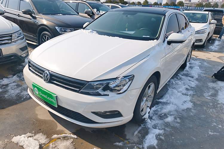 Used Volkswagen Lamando 2015 230TSI DSG Fashion Edition
