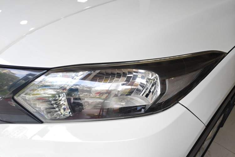 Used Honda Vezel 2015 1.5L CVT two-wheel drive Comfort trim
