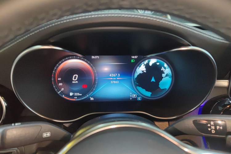 Used Mercedes-Benz GLC Coupe 2021 GLC 260 4MATIC Coupe SUV
