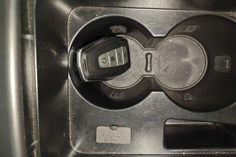 Used Geely Auto Emgrand GL 2021 UP 1.4T CVT Luxury Edition
