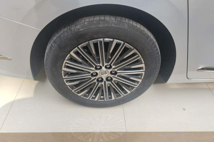 Used Buick GL8 New Energy 2024 Lu Zun Deluxe Edition 7-Seater
