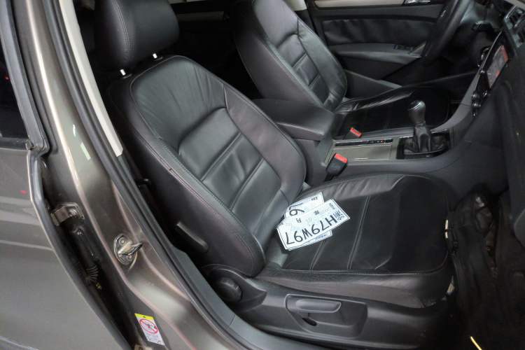 Used Volkswagen Passat 2014 1.4TSI Manual Luxury Edition
