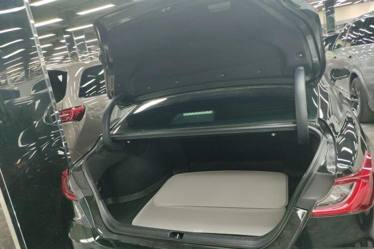 Used Toyota Camry 2024 Dual-Motor 2.0 HG Premium Edition