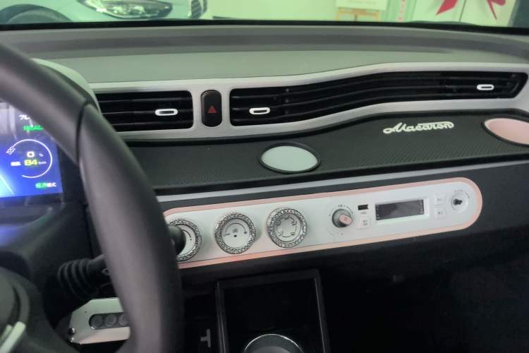 Used Wuling Hongguang MINIEV 2022 Zizai Version Lithium-NMC