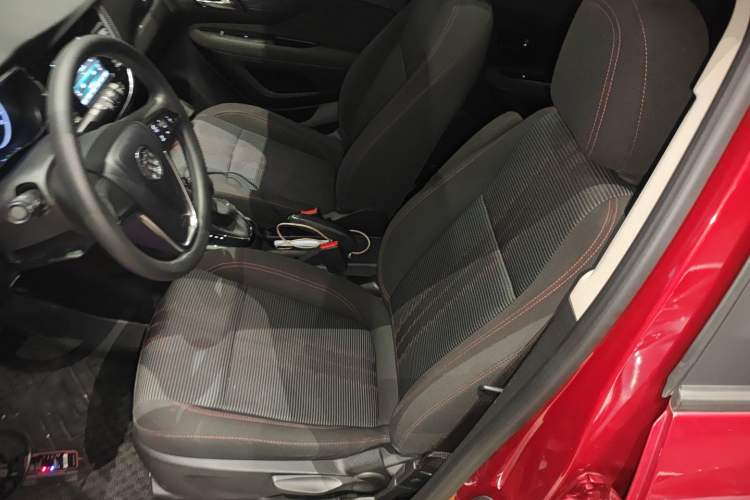 Used Buick Encore 2018 18T Automatic Two-Wheel Drive Urban Leading Model
