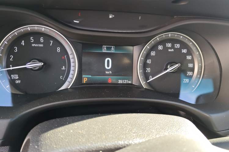 Used Buick GL6 2018 18T 6-Seater Prestige Model
