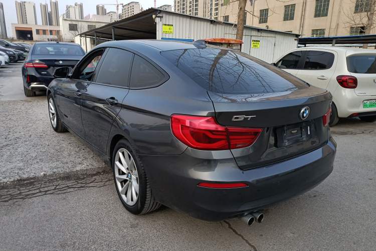 Used BMW 3 Series GT 2018 320i Sport Edition