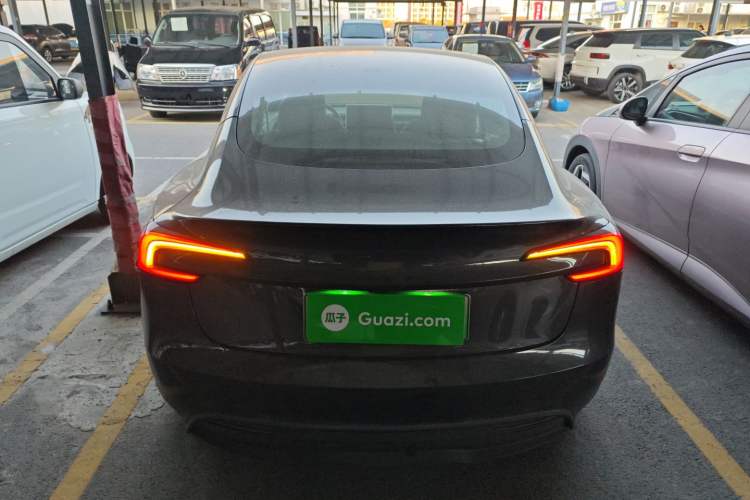 Used Tesla Model 3 2023 Rear-Wheel-Drive Version