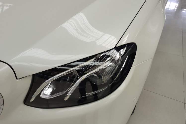 Used Mercedes-Benz E-Class 2018 Facelift E 200 L Sport Edition