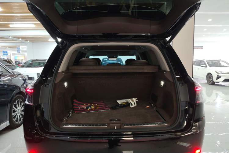 Used Hima AITO M9 2025 Extended-Range Ultra Version 52 kWh 5-Seater Edition