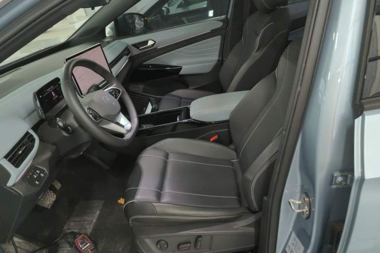 Used Volkswagen ID.4 X 2025 Smart Version Pure & Intelligent Enjoyment Edition
