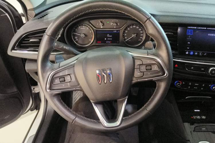 Used Buick Regal 2024 25T Deluxe Edition