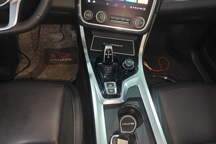 Used Lynk & Co 01 EM-P 2018 1.5T PHEV JingPro National Emission Standard V
