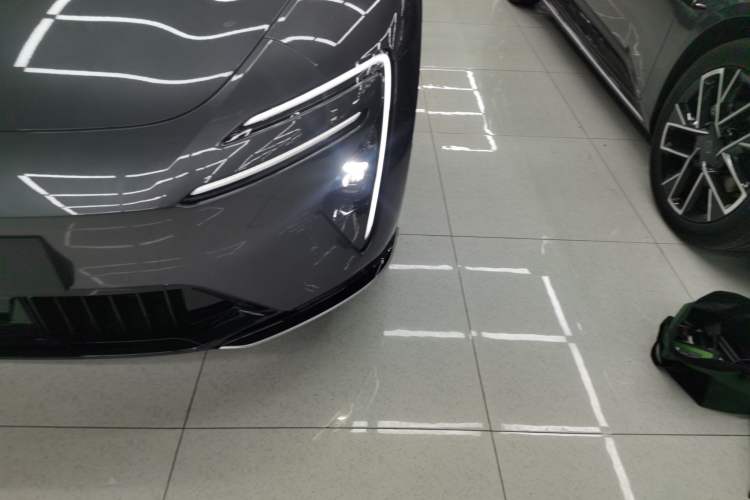 Used  06 2025 Max All-Electric Version
