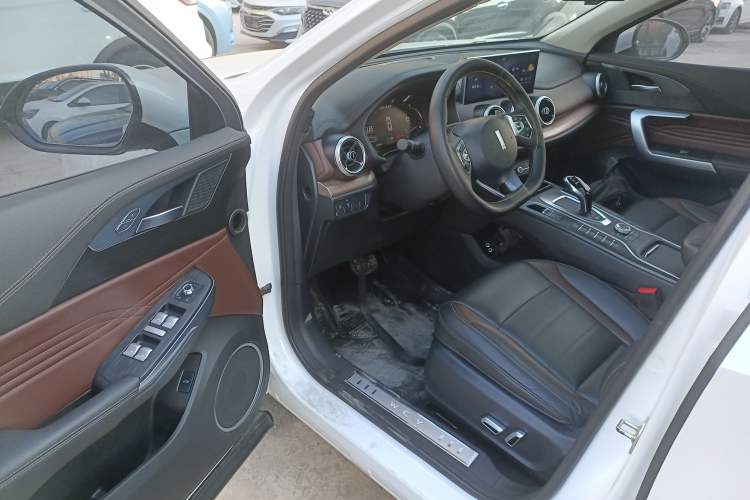 Used Wey VV5 2021 1.5T Two-Wheel Drive Smart Pioneer
