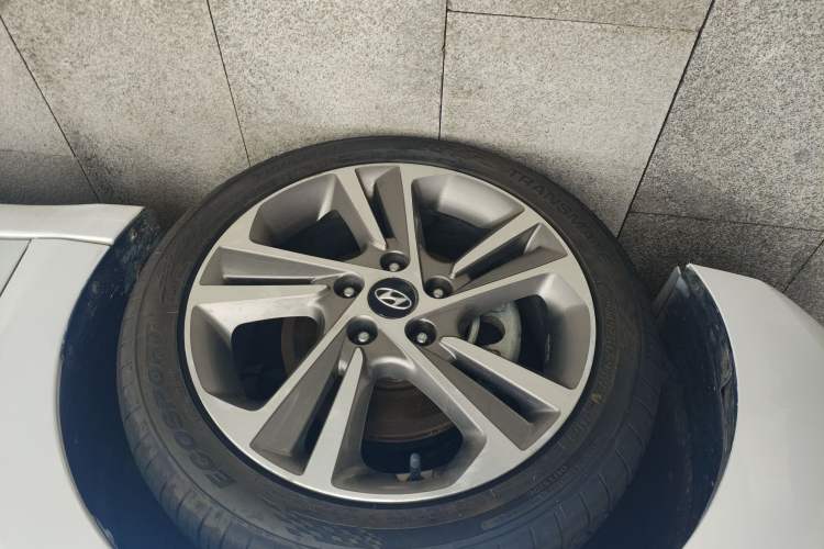 Used Hyundai Elantra 2018 1.6L Automatic 15th Anniversary Special Edition