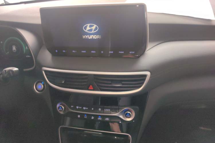 Used Hyundai Tucson 2020 280TGDi Two-Wheel-Drive GLS Fashion Edition China VI Standard
