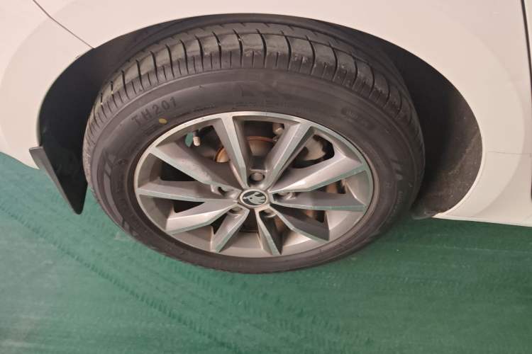 Used Skoda Octavia 2017 1.6L Manual Trend Edition