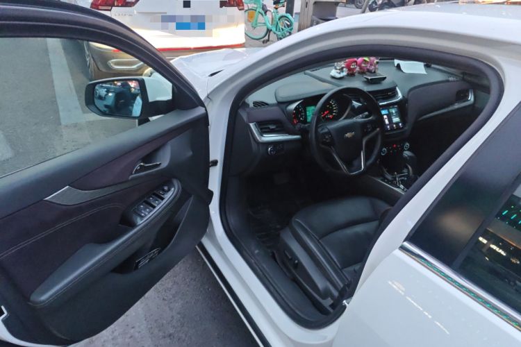 Used Chevrolet Malibu 2016 2.0L Automatic Luxury Edition
