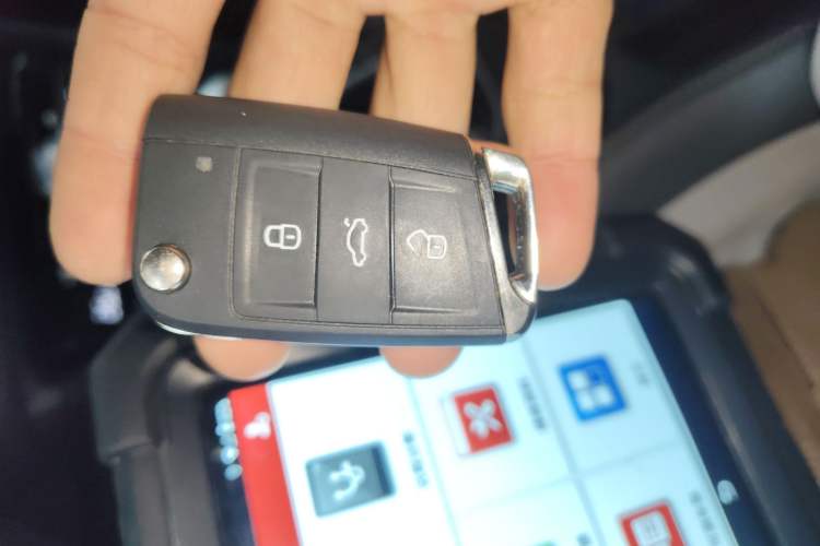 Used Volkswagen Tharu 2023 300TSI Two-Wheel-Drive Full Moon Edition
