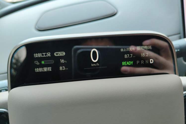 Used Li Auto Li Auto i6 2025 Model Four-Wheel-Drive Standard Type