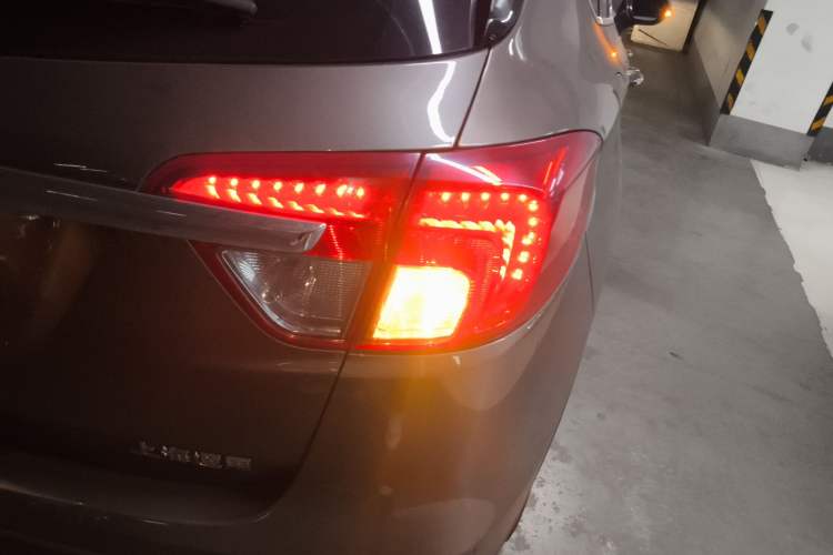 Used Buick Envision 2016 28T Four-Wheel Drive Elite Version
