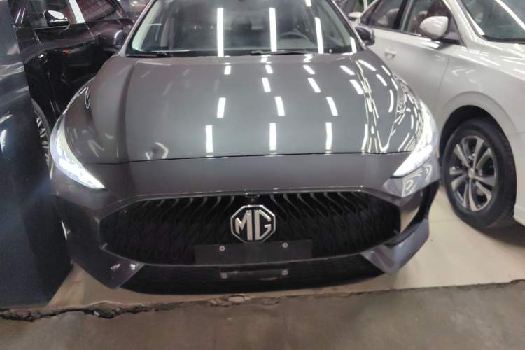 Used MG 5 2021 180 DVVT CVT Youth Luxury Edition
