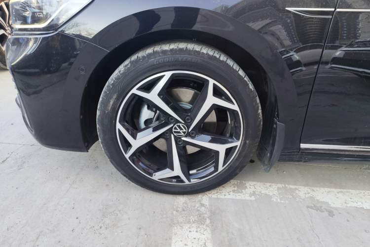 Used Volkswagen Passat 2023 Restyled 330TSI Starry Luxury Edition
