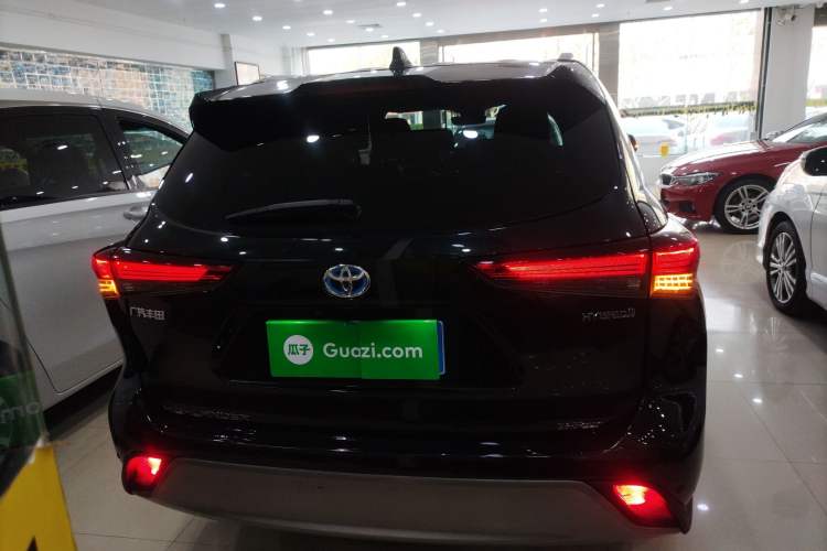 Used Toyota Highlander 2022 Dual-Engine 2.5L Four-Wheel Drive Prestige Version 7 Seats