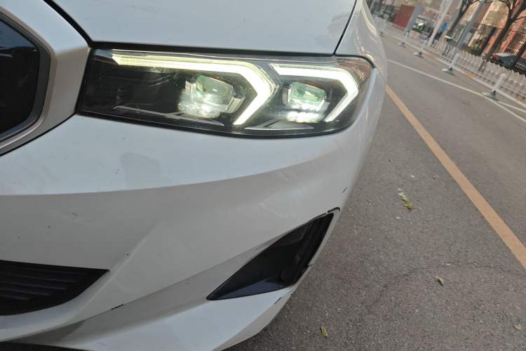 Used BMW i3 2022 eDrive 35 L
